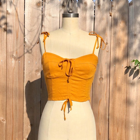 Skylar + Madison Tops - ❤️HP! Linen Bustier Ruched Crop Top